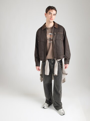 HOLLISTER T-Shirt 'MCLAREN VEGAS' in Braun