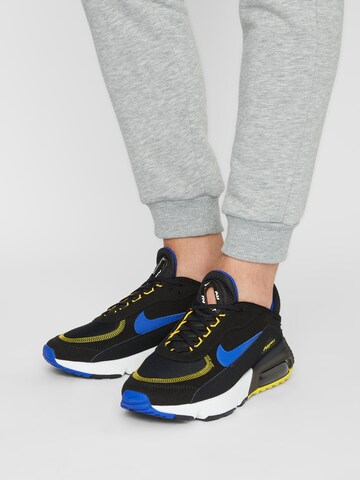 Nike Sportswear Platform trainers in Black: front