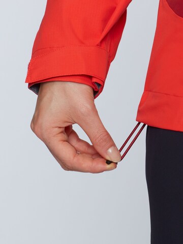 MAMMUT Outdoor Jacket in Red