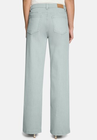 zero Regular Jeans in Blue