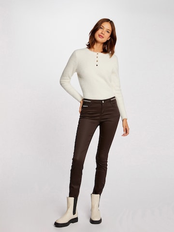 Coupe slim Pantalon 'PALONA' Morgan en marron