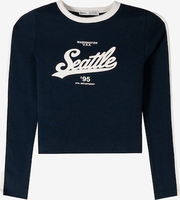 BershkaMajica - plava boja: prednji dio