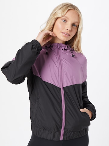 Veste mi-saison Urban Classics en violet : devant