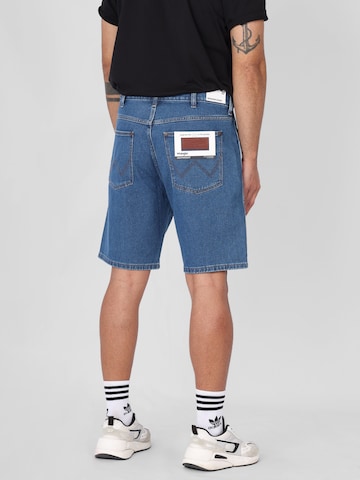 WRANGLER Loosefit Jeans 'LIGHT & SOFT FRONTIER DARK STONE SHORTS' in Blauw