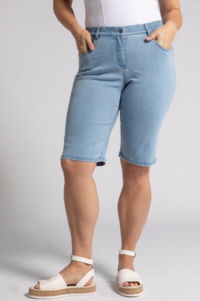 Ulla Popken Jean 'Mandy' en bleu clair, Vue avec modèle