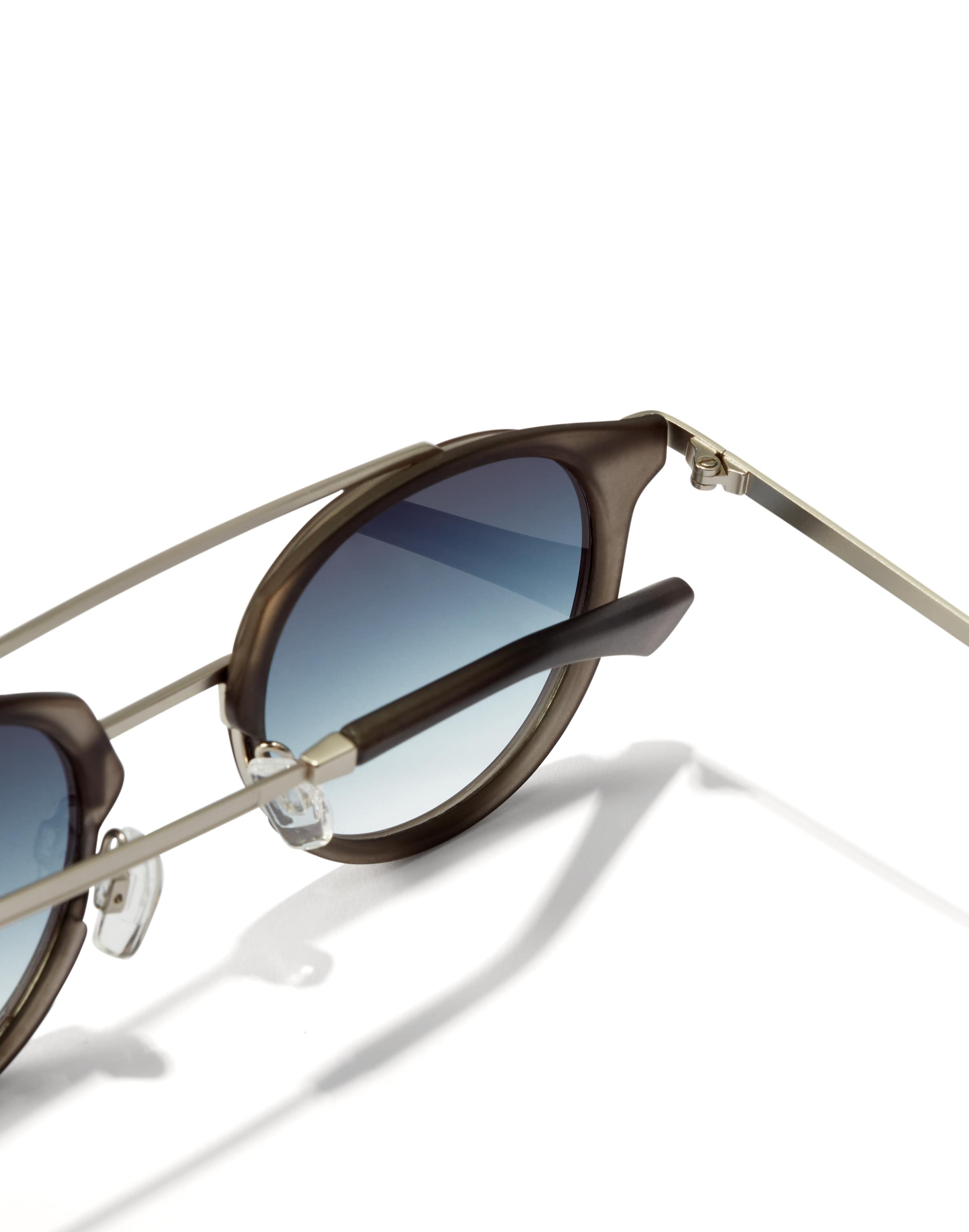 HAWKERS Γυαλιά ηλίου 'Citylife' σε ασημί