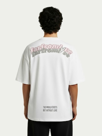 Sweat-shirt 'Forgotten Love TEE' Farfromlove en blanc