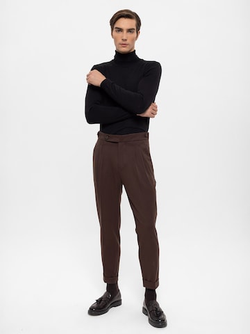 Antioch Regular Pantalon in Bruin