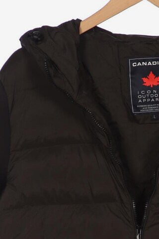 Canadian Classics Jacket & Coat in L in Green