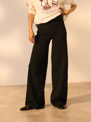 Next Wide Leg Jeggings in Schwarz