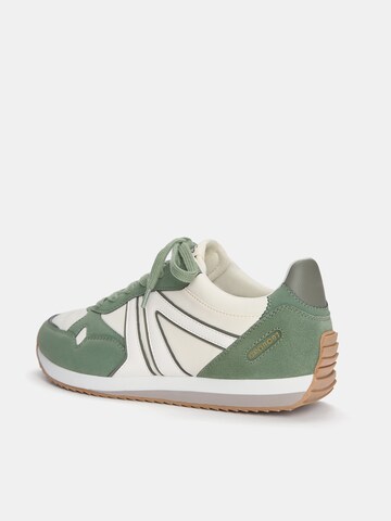 Pull&Bear Platform trainers in Green