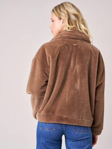 Manteau mi-saison Deeluxe en marron