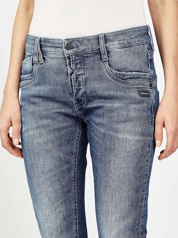 Gang Loosefit Jeans '94GERDA ' in Blauw