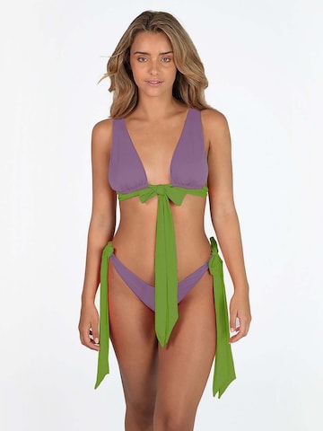 Triangolo Bikini 'Dual Color Triangle Bikini' di HACOY in lilla: frontale