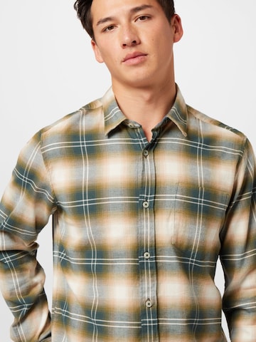 s.Oliver Button Up Shirt in Green