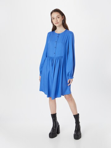 Soft Rebels Платье-рубашка 'Tatum' в Синий: спереди