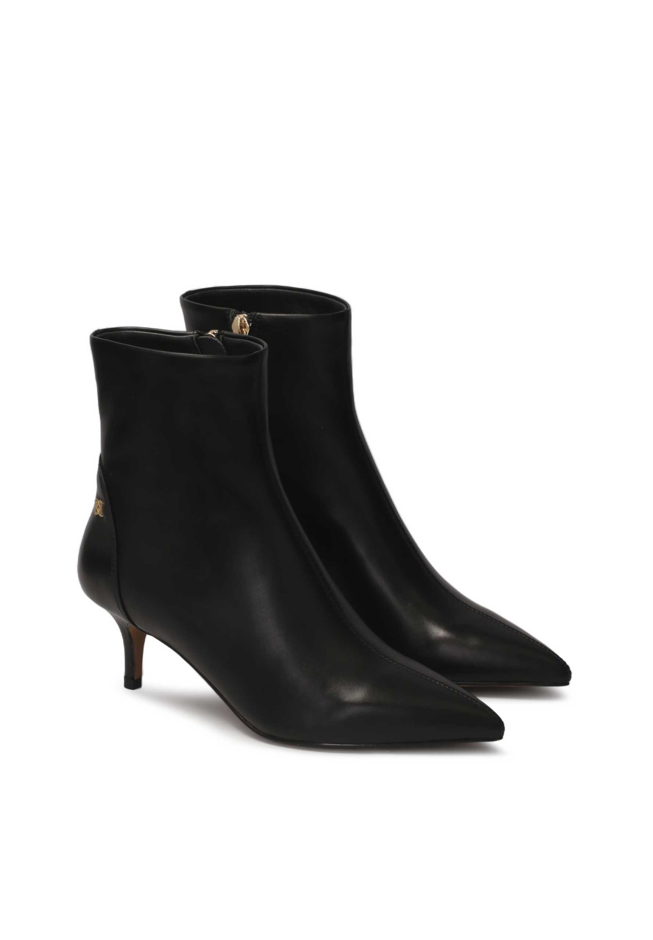 Kazar Enkellaarsjes in Zwart