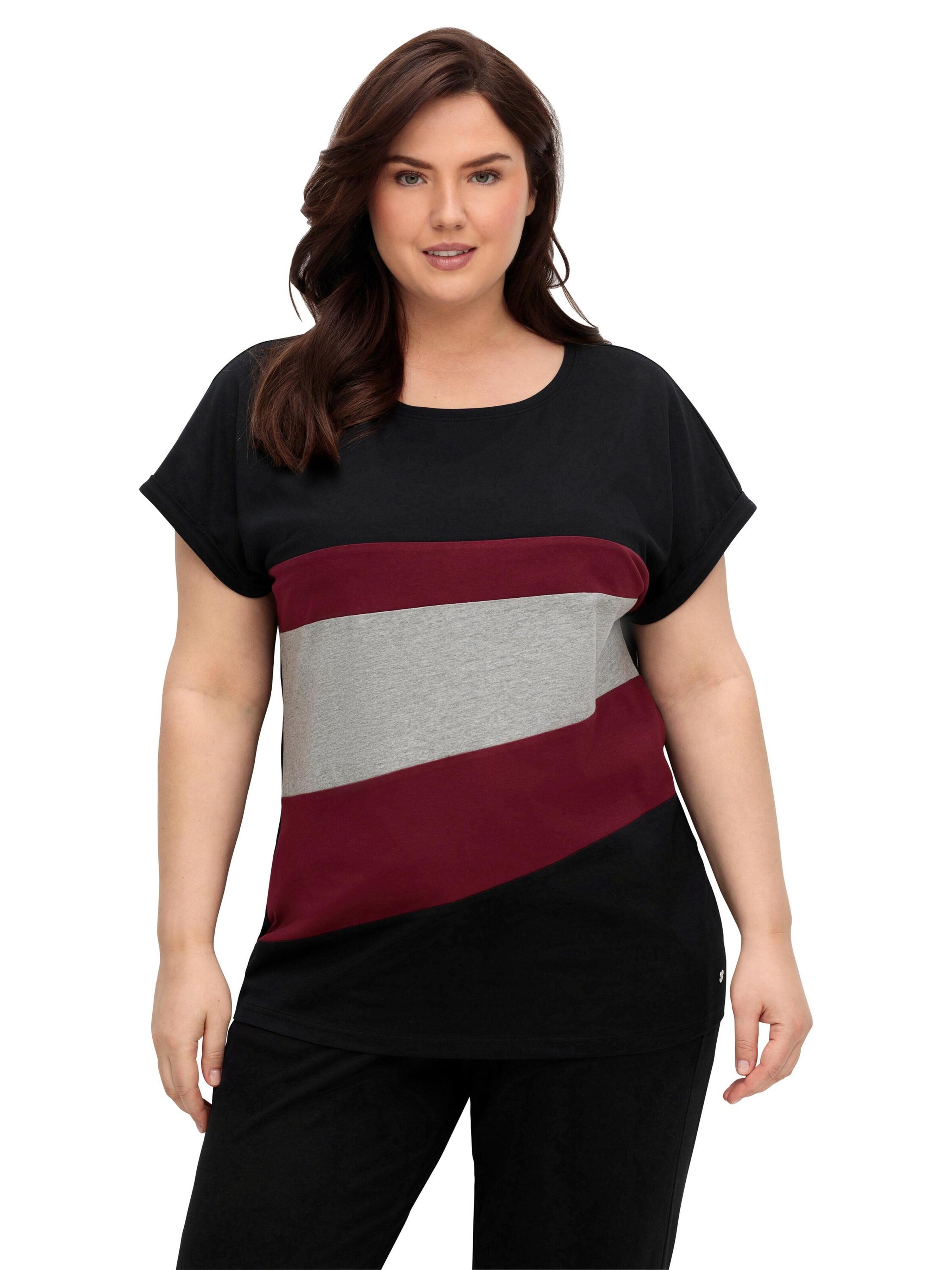 SHEEGO Tričko - Čierna: predná strana