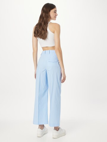 Stefanel Regular Pleated Pants in Blue