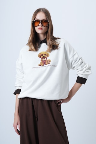 Trend Alaçatı Stili Collegepaita värissä beige