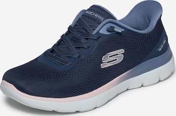 SKECHERS Slip-Ons in Blue: front
