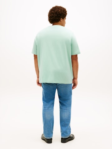 T-Shirt 'ESS SEASONAL' Tommy Hilfiger Big & Tall en vert