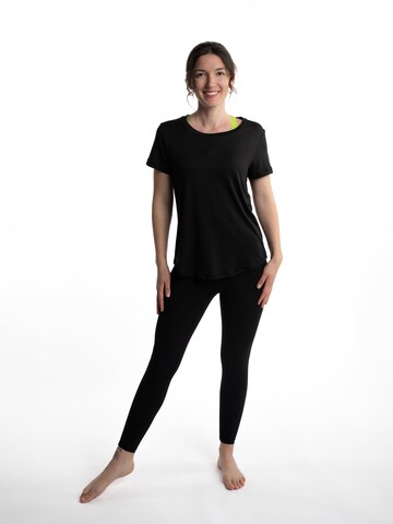 mymotus Functioneel shirt 'Mymotus T-Shirt YW22' in Zwart