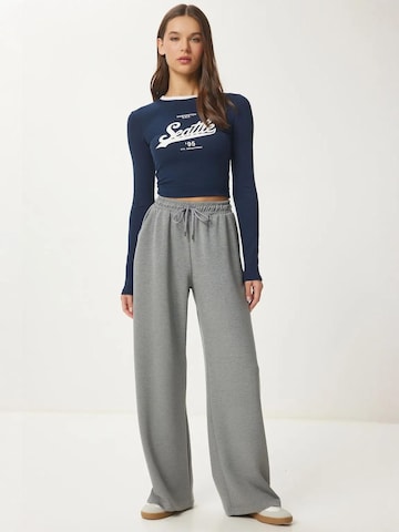 Pantaloni di Happiness İstanbul in grigio