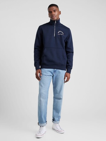 Bluză de molton de la TOMMY HILFIGER pe albastru