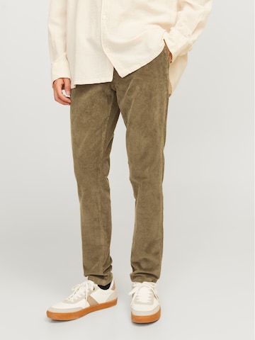 JACK & JONES Slimfit Chino 'JPSTMarco JJBasic' in Bruin: voorkant