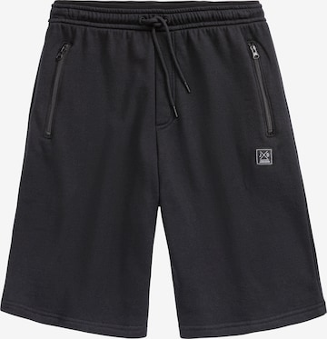 JOHN DEVIN Shorts in Schwarz: Vorderseite