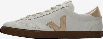 balta Veja Sportbačiai be auliuko 'Volley': priekis