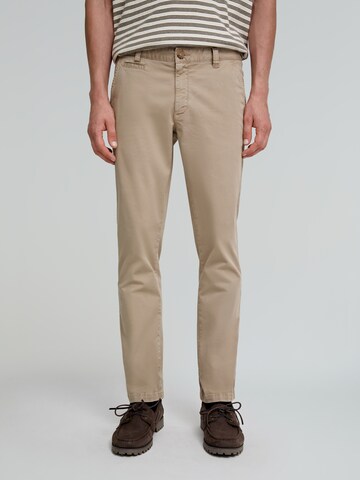 Regular Pantalon chino Scalpers en marron