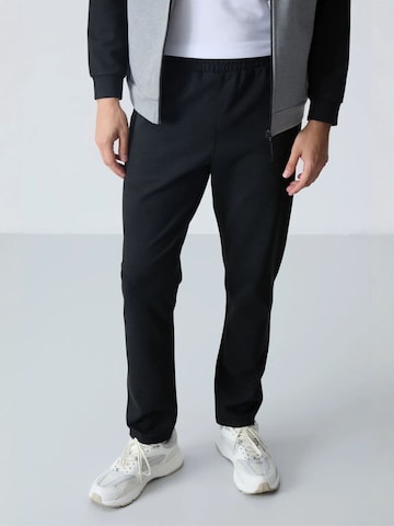 Survêtement 'Aktive Sets' Tommy Life en mélange de couleurs