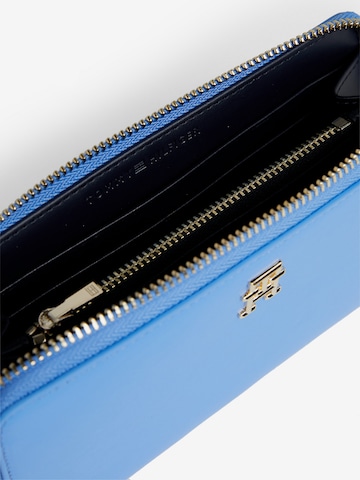 TOMMY HILFIGER Wallet 'ICONIC' in Blue