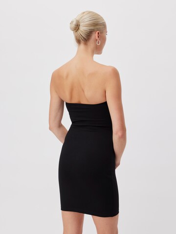 Rochie 'Elenia' de la LeGer by Lena Gercke pe negru