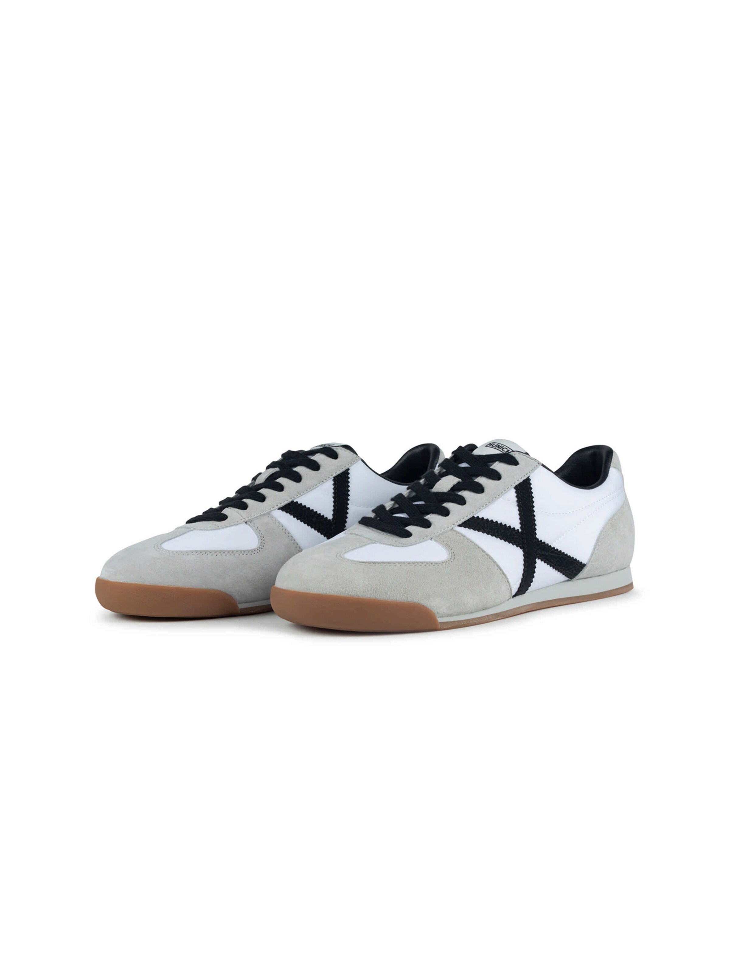MUNICH Sneakersy niskie 'STEREO' w kolorze biały: przód