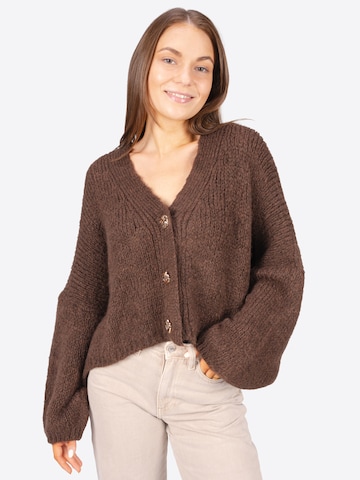 Seasons of April Strickjacke 'Jojo' in Braun: Vorderseite