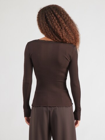 T-shirt rosemunde en marron
