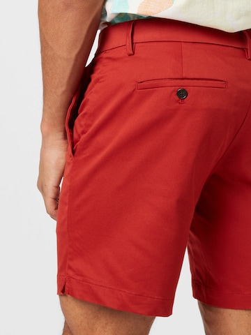 Regular Pantalon chino Banana Republic en rouge