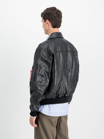 melns ALPHA INDUSTRIES Starpsezonu jaka 'CWU-45/P Heritage'