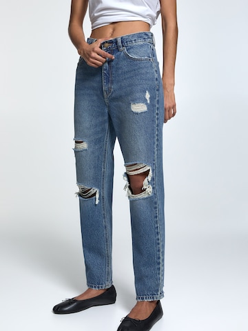 Pull&Bear Regular Jeans in Blue: front