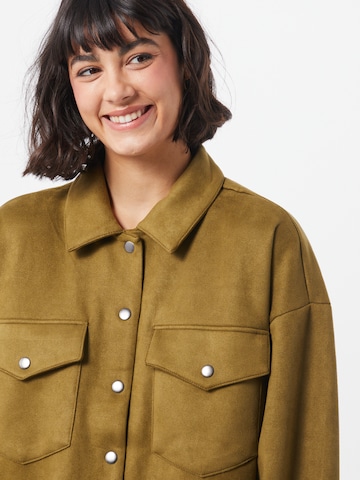 Camicia da donna 'HELEN' di VERO MODA in verde