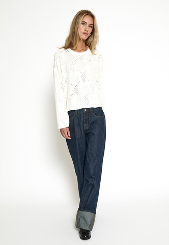 Pullover 'Celia' di DESIRES in bianco