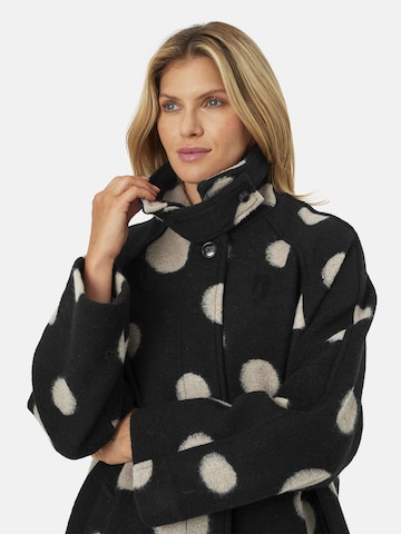 Masai Between-seasons coat 'MaTunila' in Black