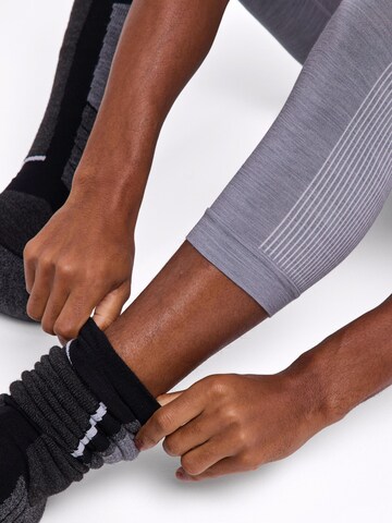 FALKE Regular Sporthose '3/4'‌‌‌‌ in Grau