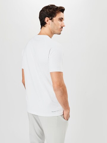 MOROTAI Функционална тениска в бяло