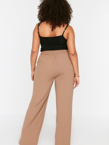 Trendyol Curve Wide leg Bandplooibroek in Bruin