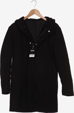 COS Jacket & Coat in M in Black: front