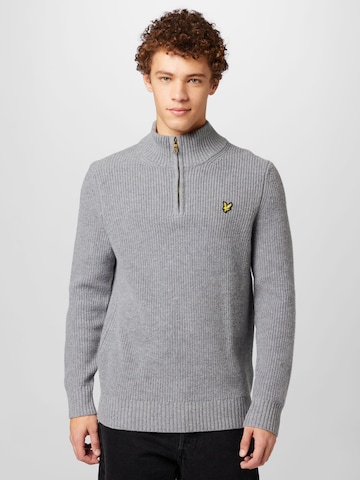 Lyle & Scott Пуловер в сиво: отпред